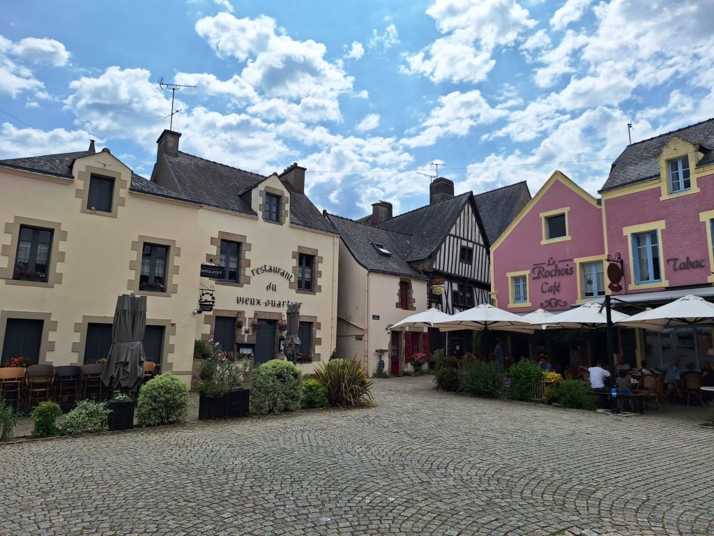 img-20250625-wa00118133465700404227396