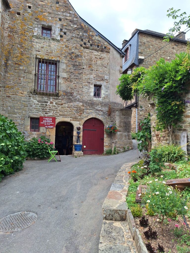 img-20250625-wa00143241789204179335210